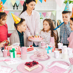 Kinovo pink bow plastic forks for effortless dining.
