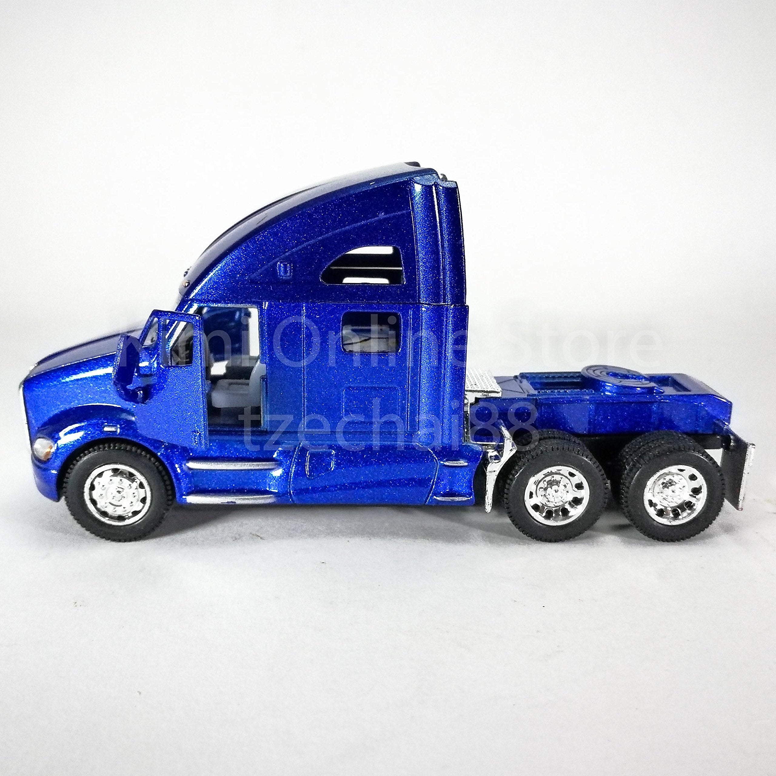 Rubber tires deliver realistic grip and road feel