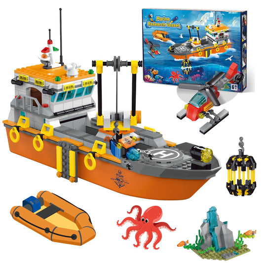 Kiothdre City Ocean Explorer Ship with LED lights for immersive play