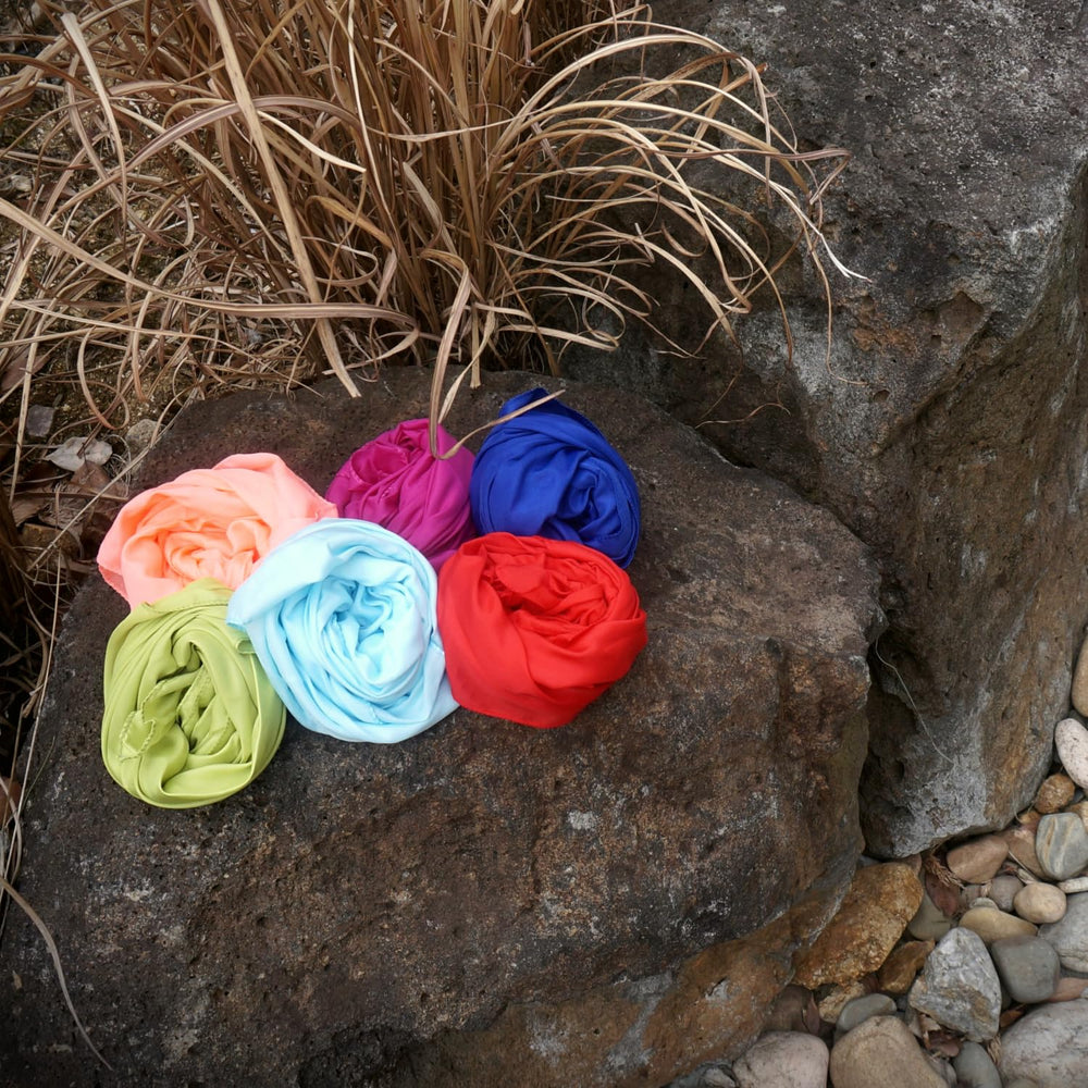 kizihaus vibrant colors resist fading through gentle washes.