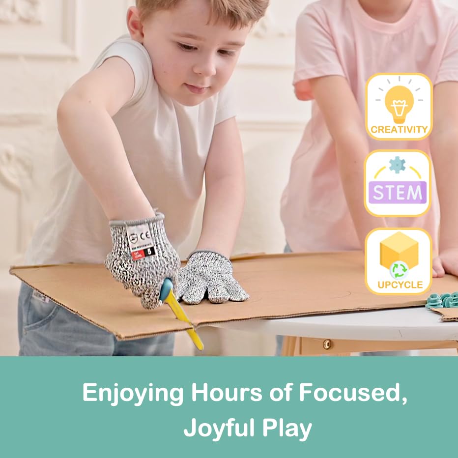 Kizzikids EXPLORE 90-degree connectors enable sturdy 3D structures