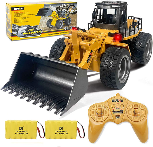 KKNY RC bulldozer front loader 1/18 showcases durable alloy construction for kid-friendly play.