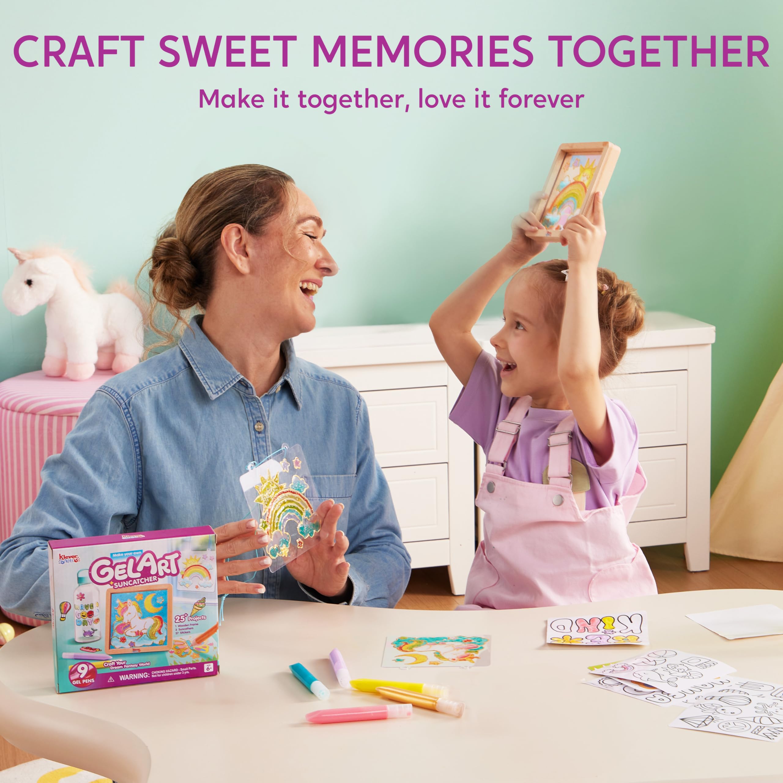 Klever Kits PET art board for creative tracing on smooth surfaces.