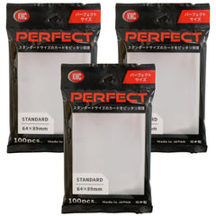 KMC 100 pochettes clear card sleeves to protect cards from dirt and moisture.