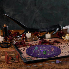 Knana divination kit enhances beginner practice with complete contents.