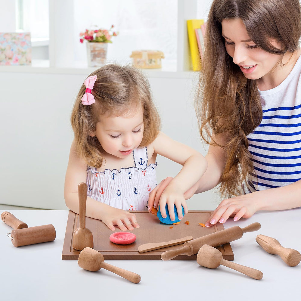 KODMIS Montessori kit components supporting fine motor skill development.