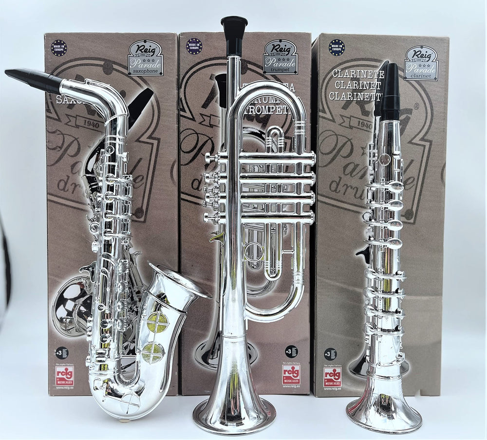 ksmtoys My First Toy Clarinet comes in a beautiful gift box for celebrations.