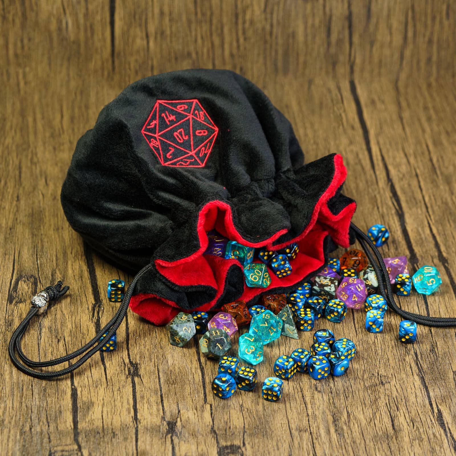 KSNDie dice not included; bag demonstrates capacity for many dice.