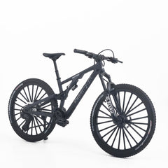 Kuasting 1:8 scale die-cast dual slalom MTB toy with precise detail for display.