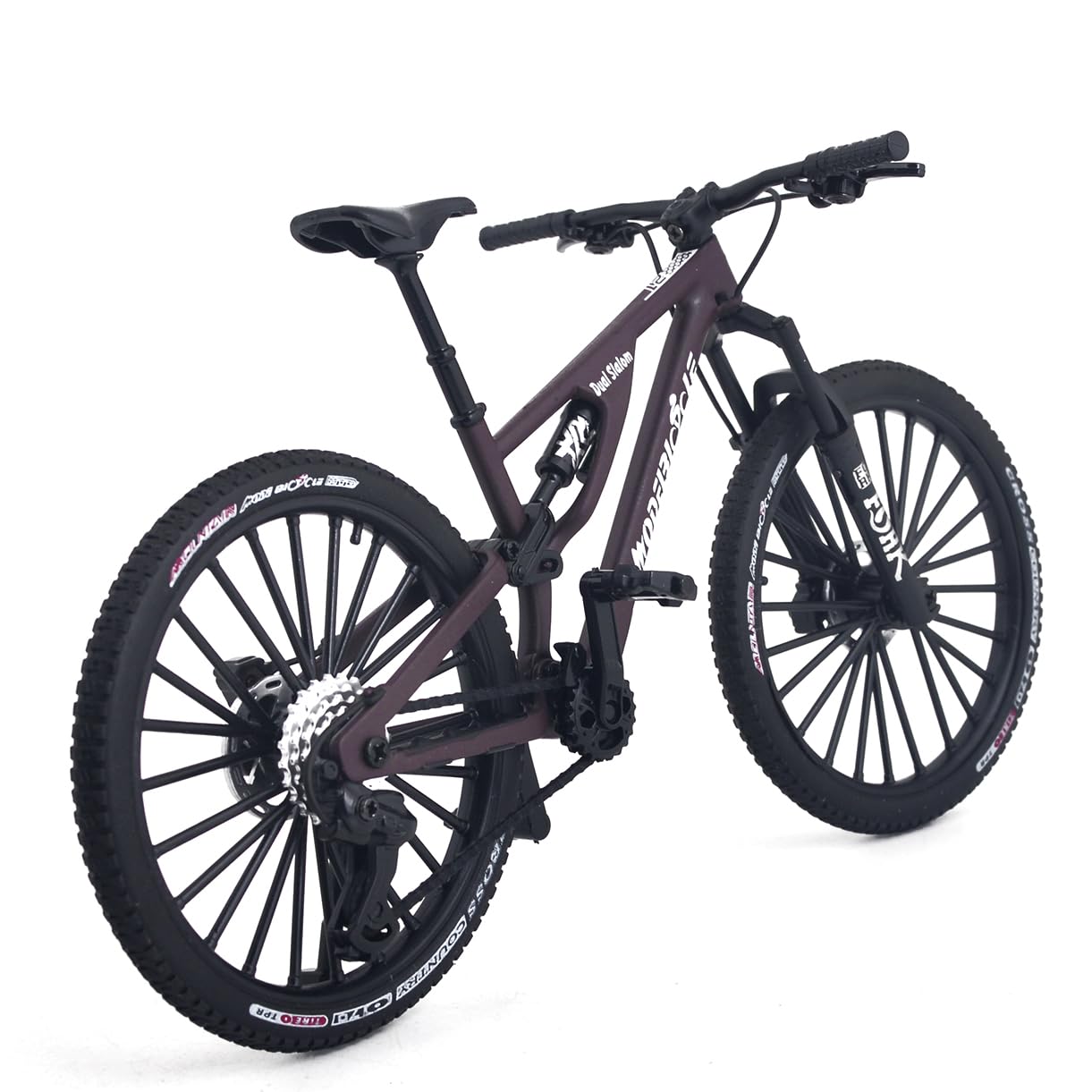 Kuasting 1:8 scale mountain bike model front view demonstrates realistic steering for playful displays.