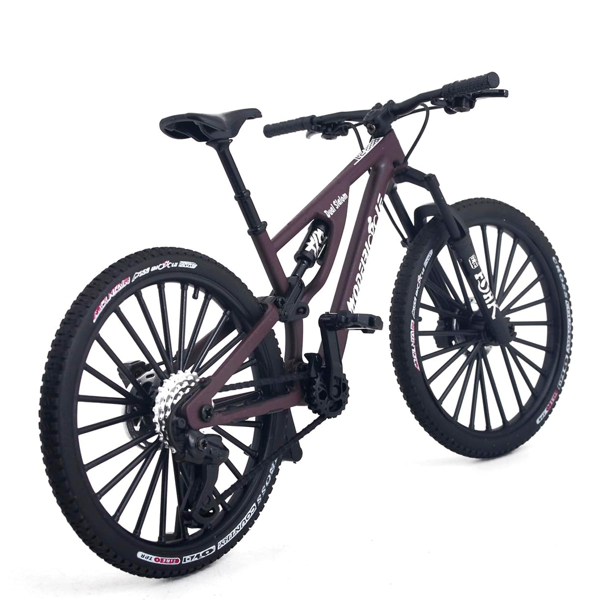 Kuasting 1:8 scale mountain bike model front view demonstrates realistic steering for playful displays.