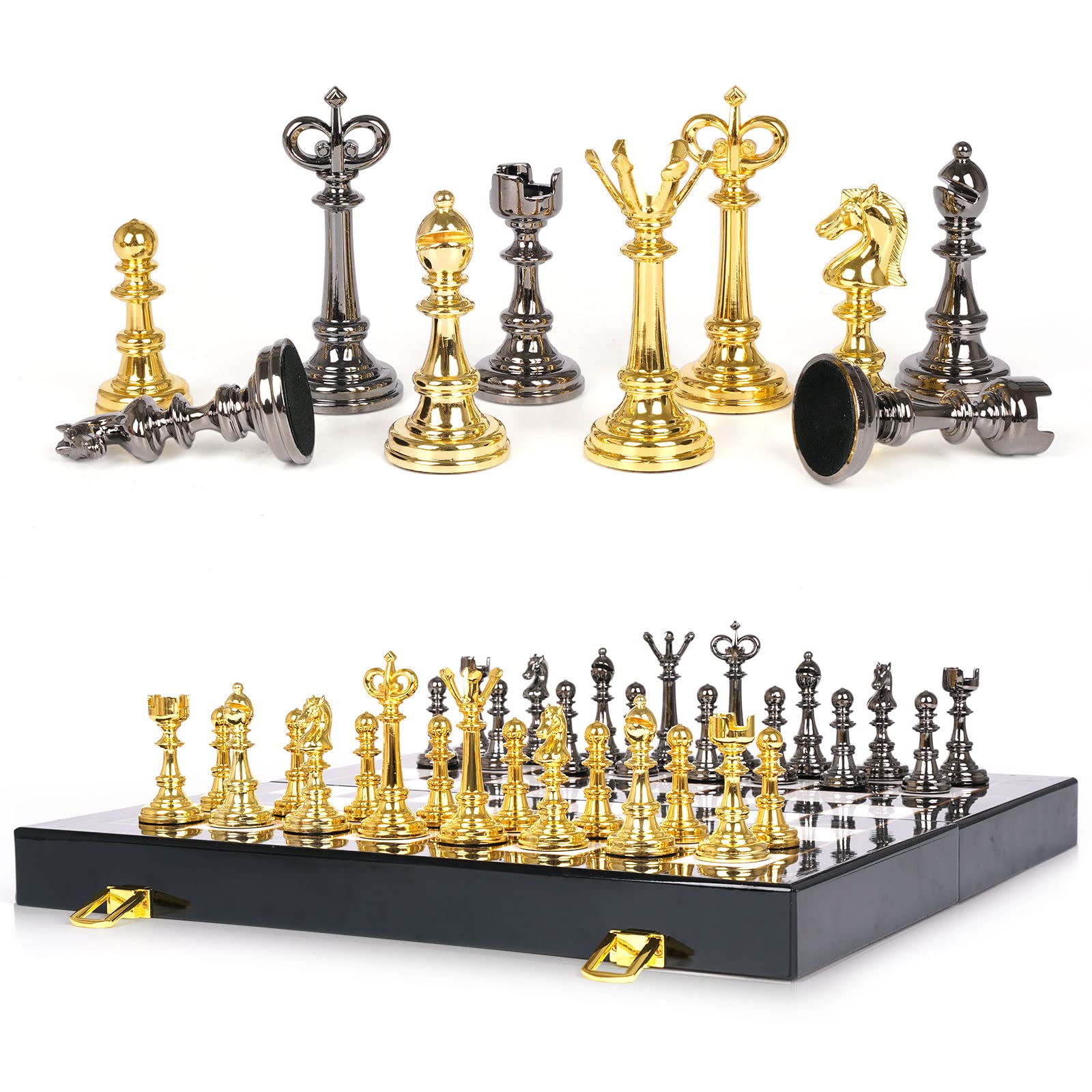 Kvintes metal chess board with marbled design for stylish play