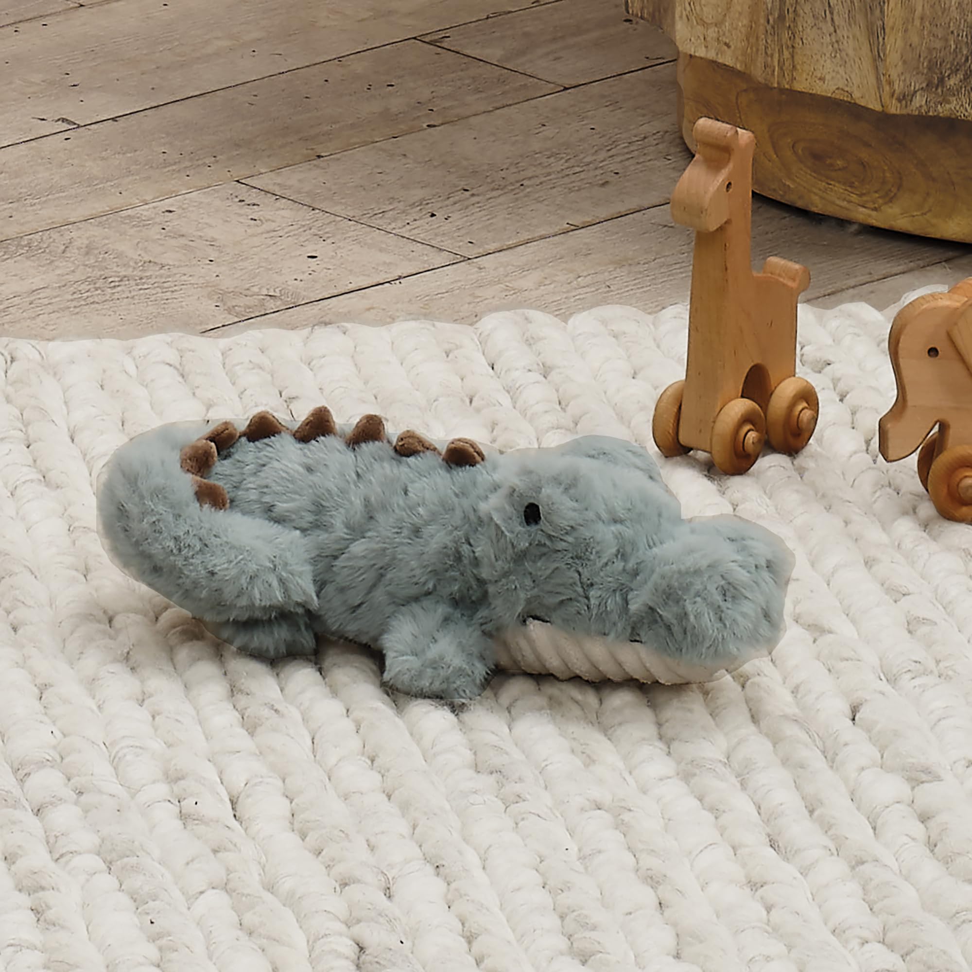 Lambs & Ivy Snappy makes a charming welcome-home baby gift
