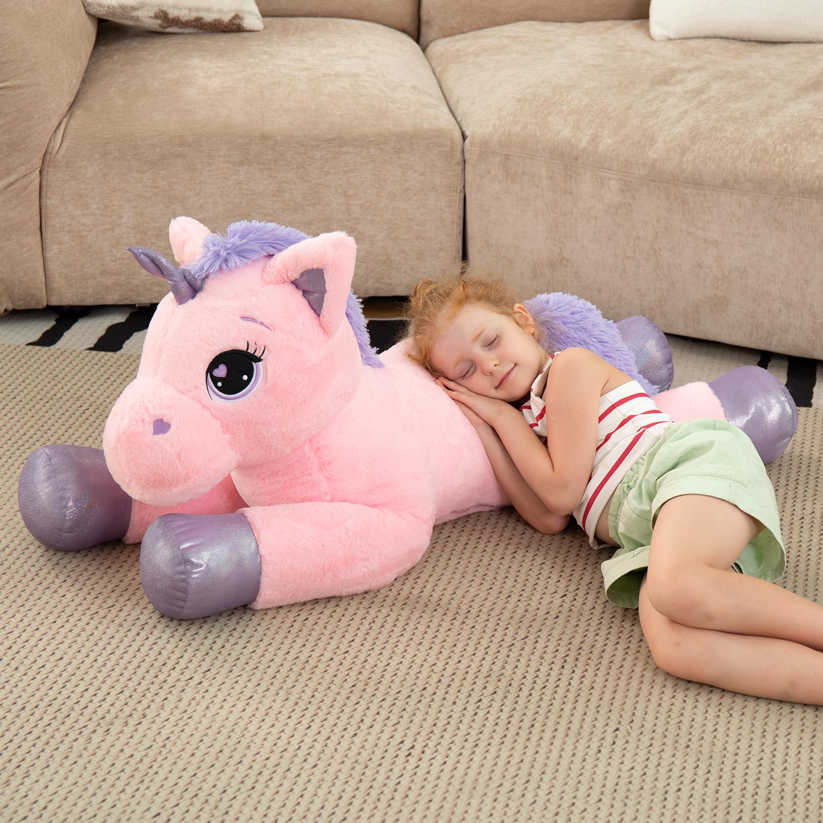Lanmore 31-inch pink unicorn plush, a playful large toy for kids