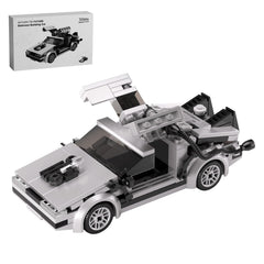 Latephiy Future Delorean Building Kit assembly for immersive brick-building fun.