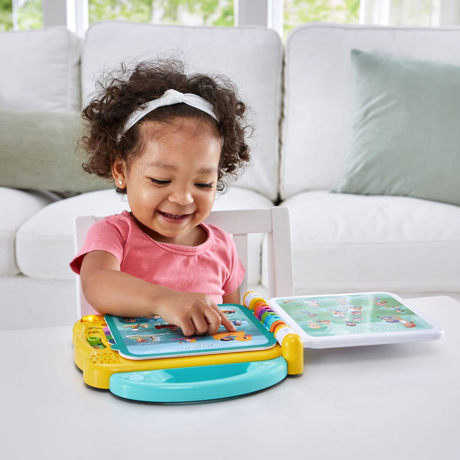 Three play modes on LeapFrog 100 Things That Go encourage active exploration on each page