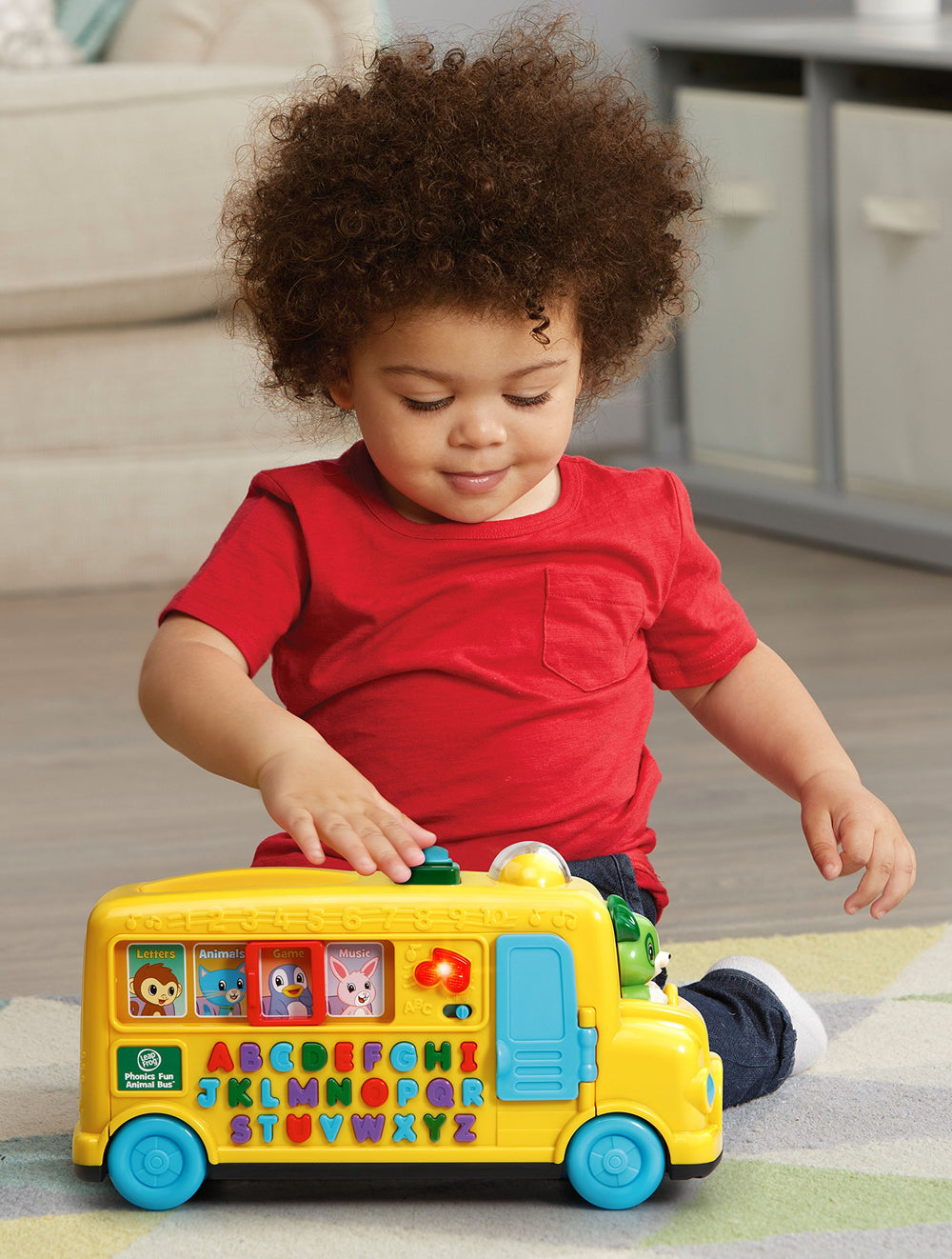 LeapFrog Phonics Fun Animal Bus animal mode introduces an animal that starts with the letter.