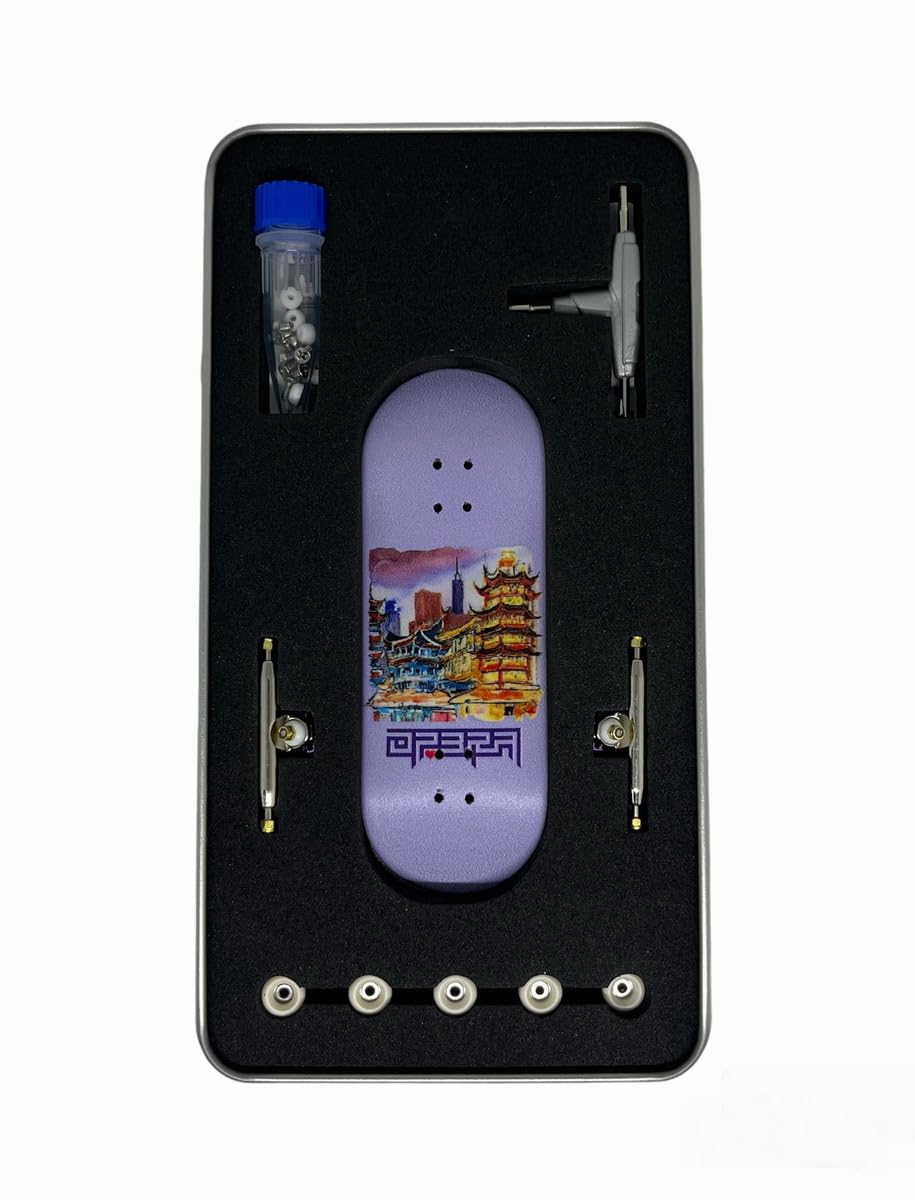 LEEFAI Pro fingerboard with maple deck and UV graphic for durable daily practice.