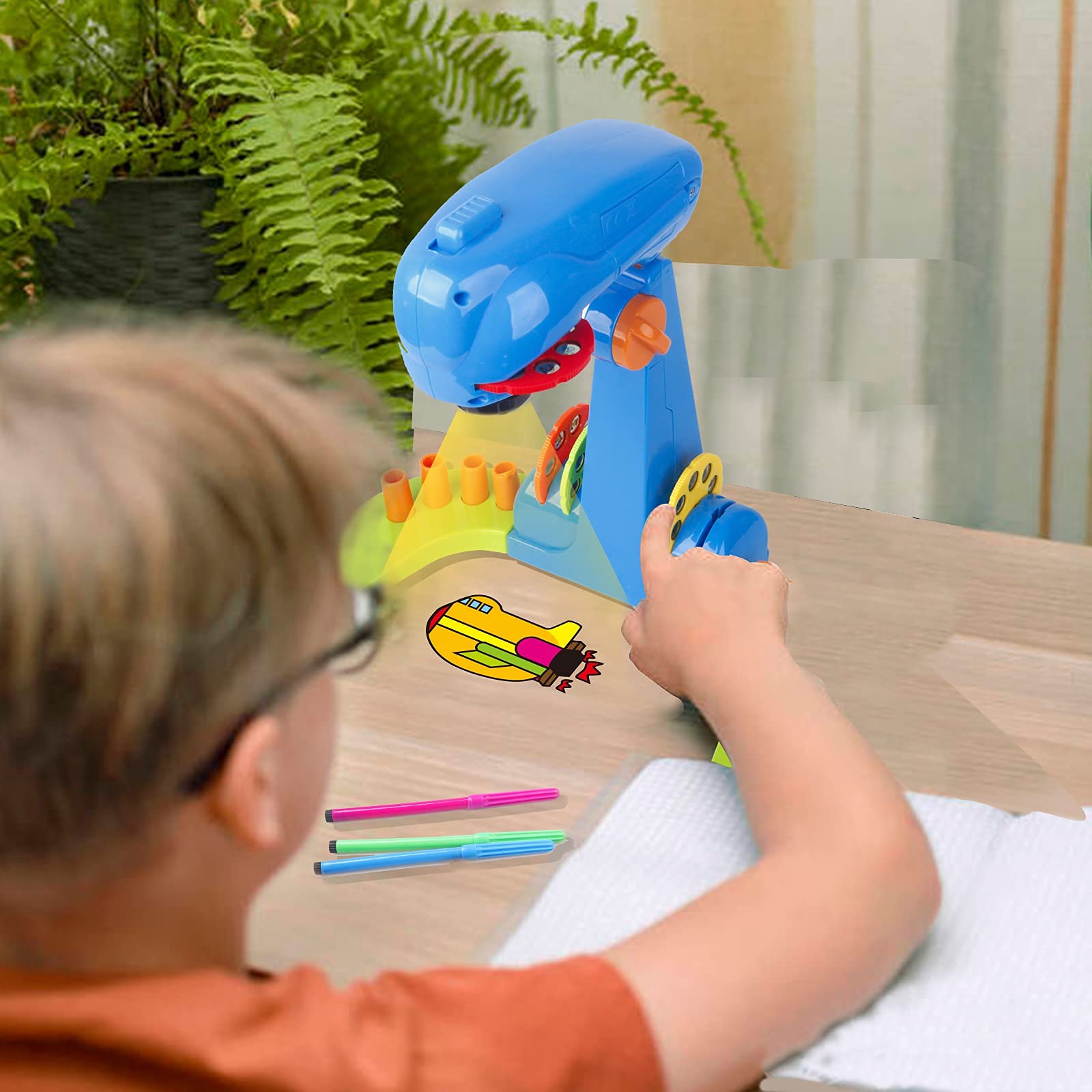 LEERFEI 12-color brush set adds vibrant hues for kids art