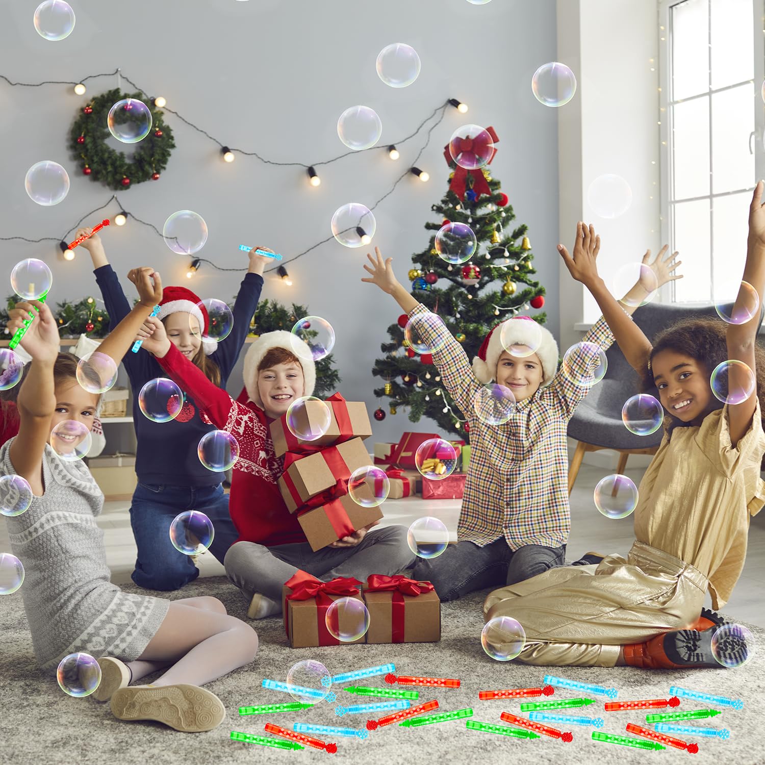 Leetous non-toxic bubbles keep toddlers safe during joyful holiday play.