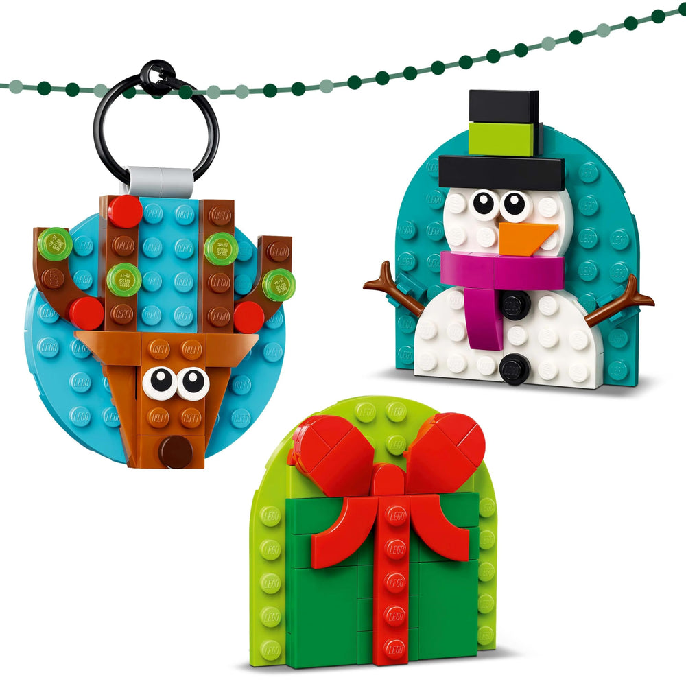 LEGO 40744 classic Santa hat and white beard ornament for nostalgic display.