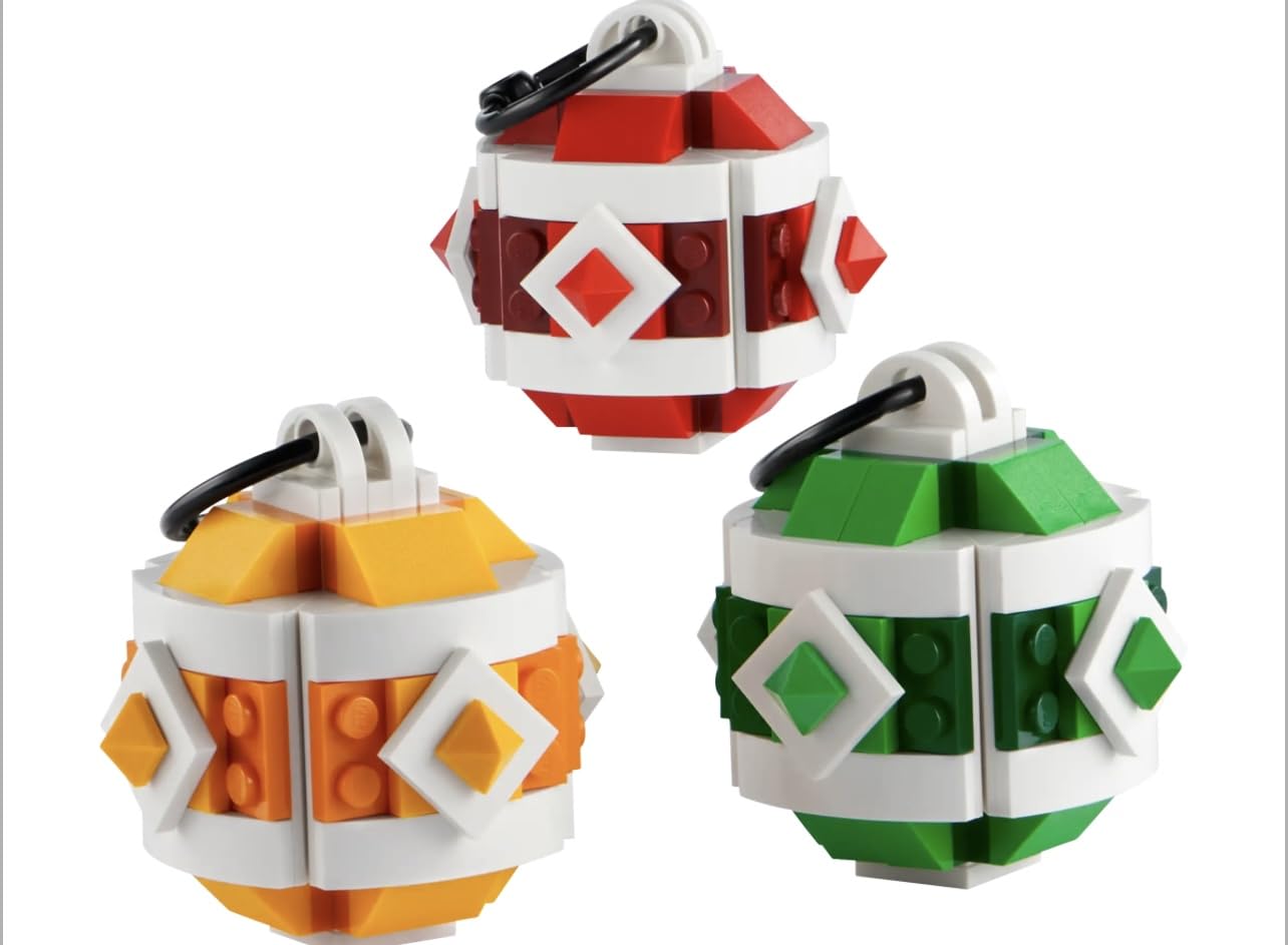 LEGO Christmas Ornament Set topper in blue-gold hues enhances display and family crafting moments.