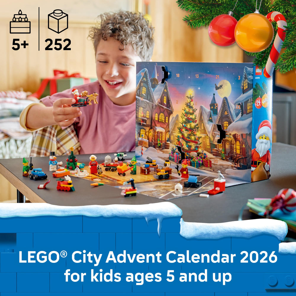 LEGO City fold-out Santa’s workshop playmat displayed for imaginative play scenes
