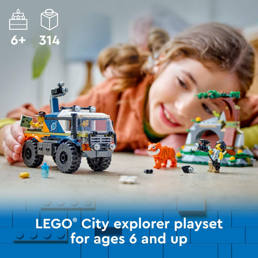 LEGO City Jungle Explorer off-road truck side view with movable camera boom for exploration