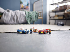 LEGO City Police Highway Arrest: Crate of fish adds quirky detail to the scene