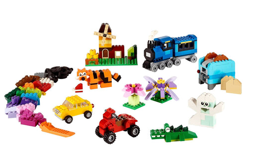 LEGO 10696 tiger figurine enhances storytelling and character builds with bricks.