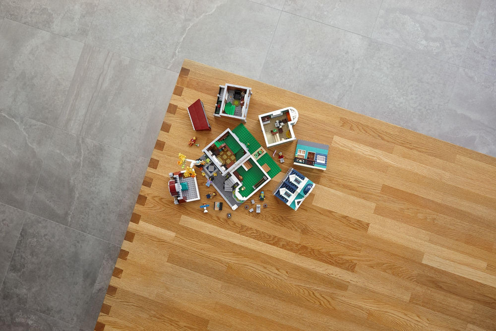 LEGO Creator Expert Bookshop 10270 interior reading nook for immersive storytelling.