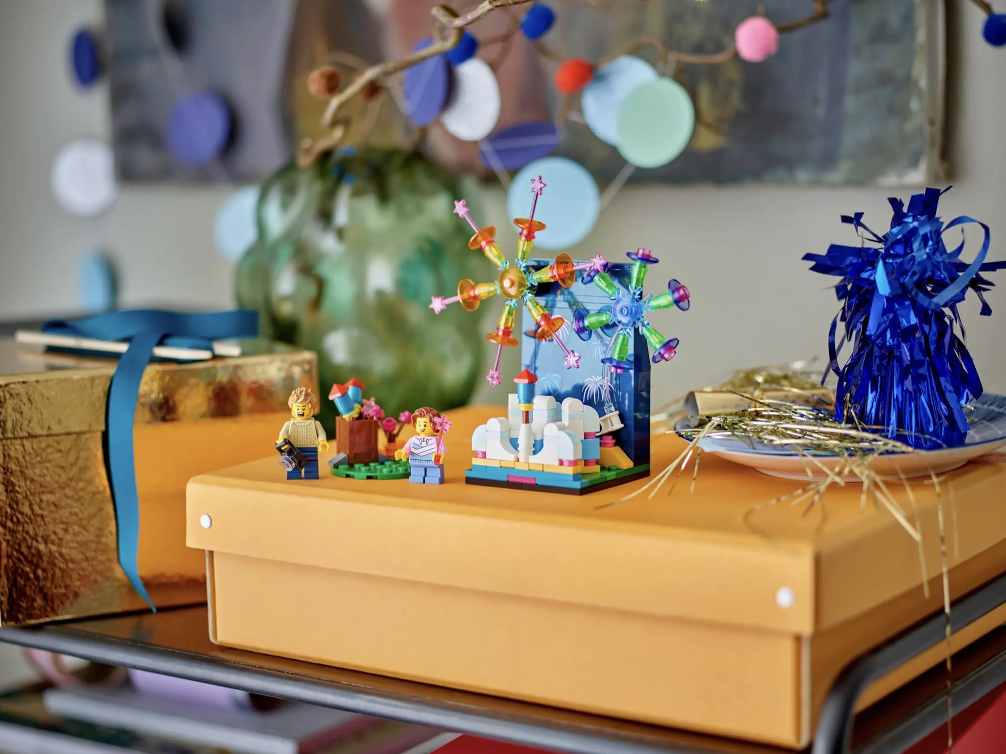 LEGO Creator Firework Celebrations base lets you arrange patterns creatively.