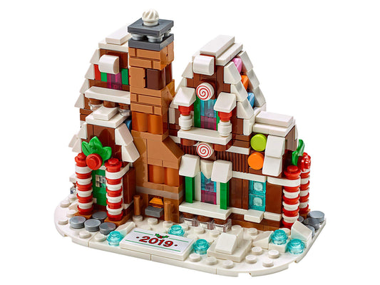 LEGO Creator 40337 gingerbread house mini for festive display and creative play