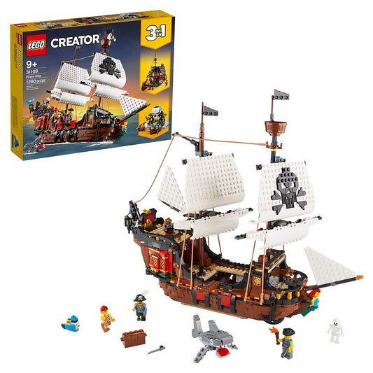 LEGO Creator Pirate Ship sails and mast show moving action.