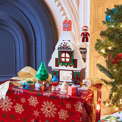 LEGO DUPLO Santa’s Gingerbread House instruction booklet helps simple building with guidance.