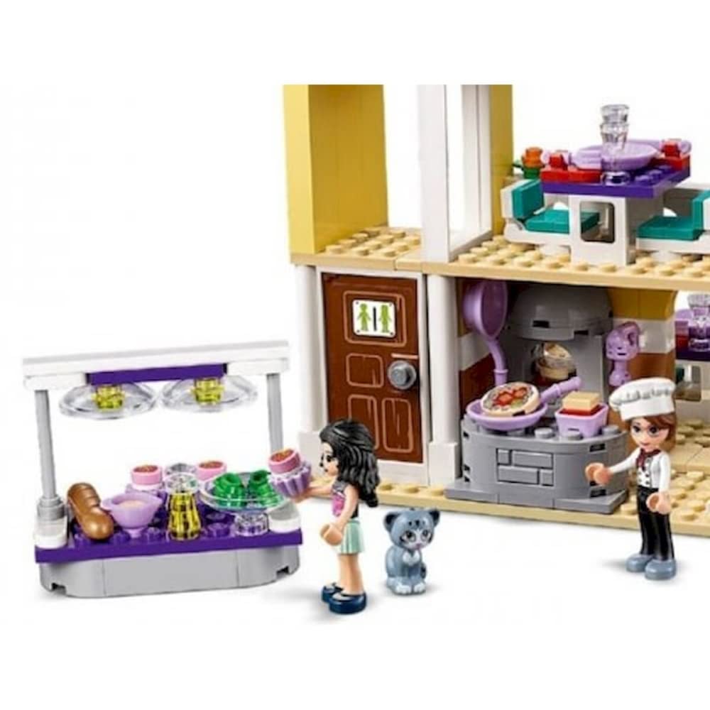 LEGO Friends Heartlake City Restaurant balcony dining for al fresco scenes.