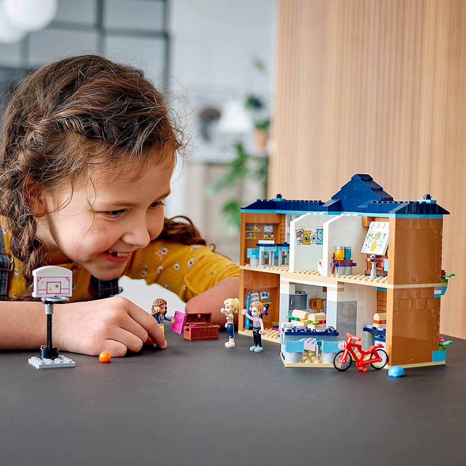 LEGO Friends Heartlake City School classrooms for lessons, dress-up and music.