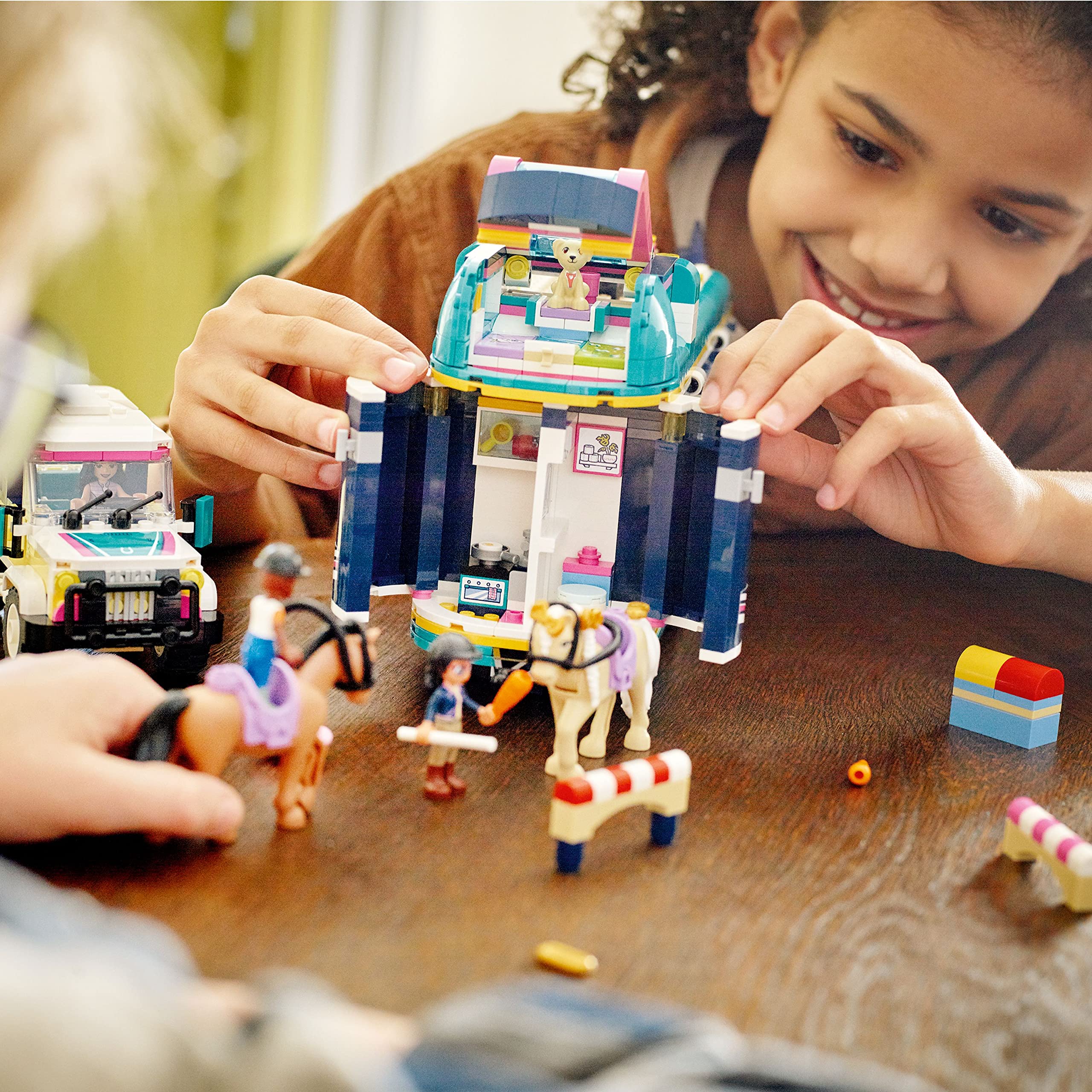 LEGO Friends Horse Show Trailer 41722 mini-dolls for storytelling with Emma Savannah Elijah