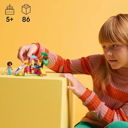 LEGO Friends mini dolls Arya and Matilda encourage caring and friendship