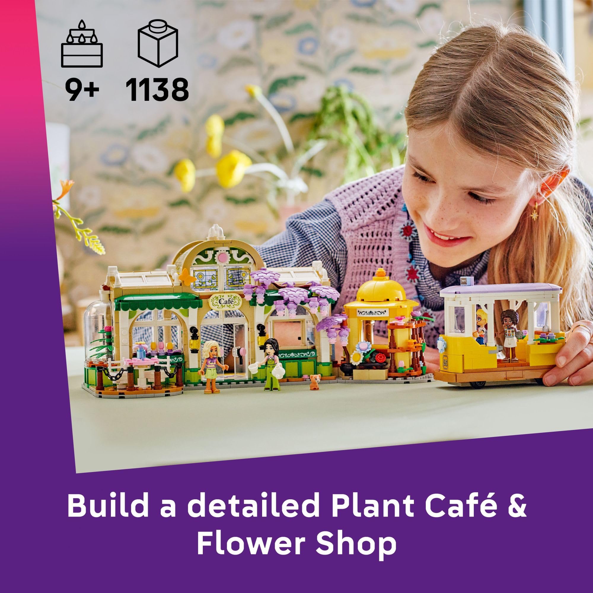 LEGO Friends Plant Café interior with coffee machine and cozy seating.