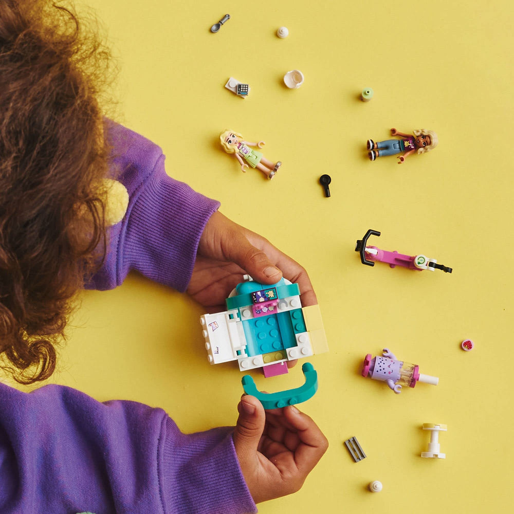 LEGO Friends shop interior with shake mix function sparks interactive recipe play