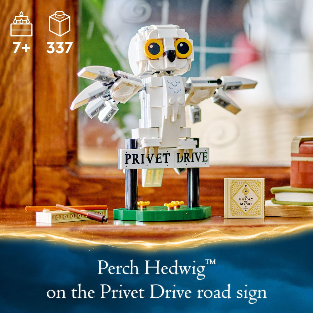 LEGO Harry Potter trunk with iconic items for imaginative play