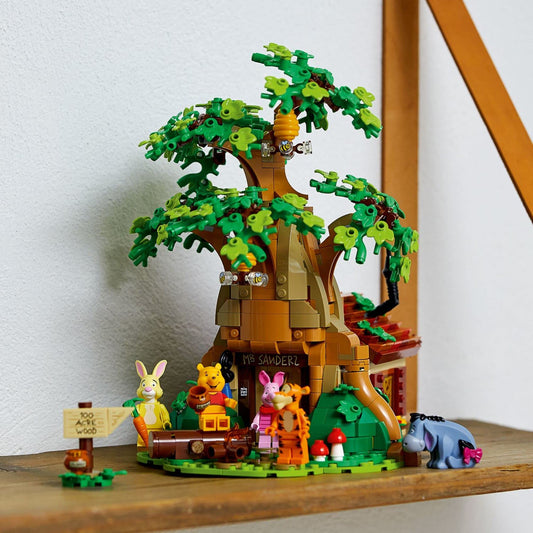 LEGO Ideas Pooh minifigs collection with Piglet, Tigger, Rabbit for storytelling.