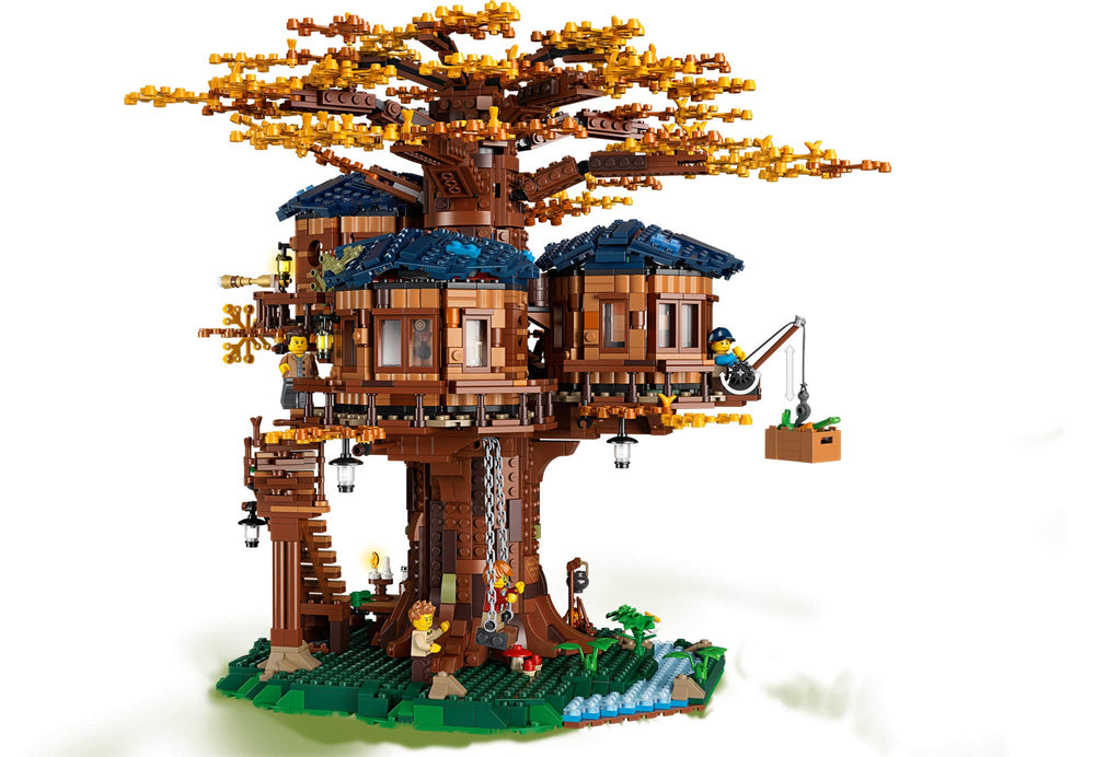 LEGO Ideas Tree House 21318 minifigures and bird enrich family role-play scenarios
