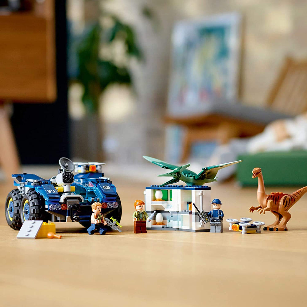 LEGO Jurassic World minifigures with Owen, Claire, and ACU Trooper for action-packed storytelling.
