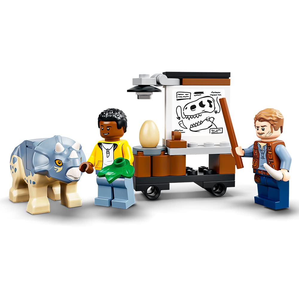 Pointer stick accessory for guiding fossil discoveries in LEGO Jurassic World