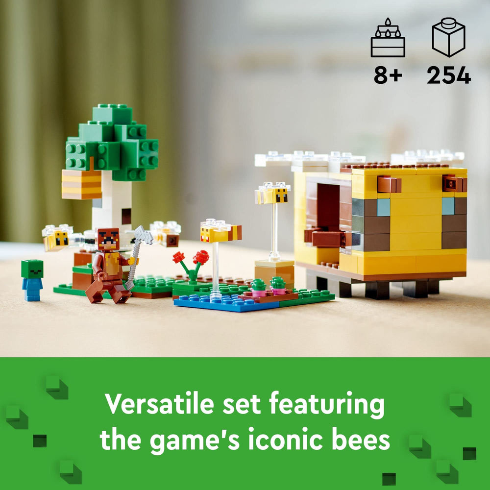 LEGO Minecraft Bee Cottage removable roof enables easy interior access.