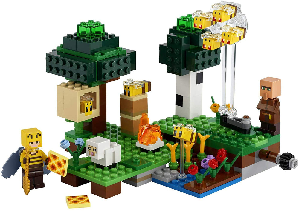 LEGO Minecraft The Bee Farm: angry bees add conflict and excitement.