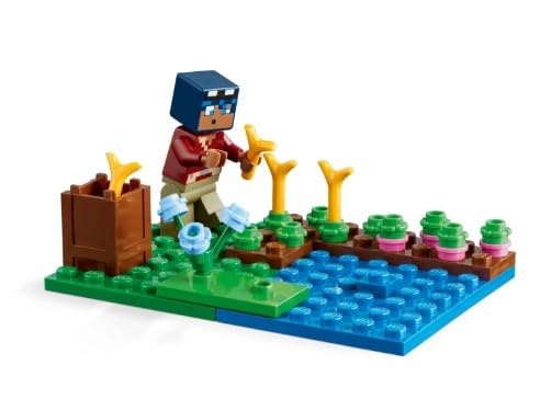 LEGO Minecraft The Frog House figures including hero, zombie, drowned, and frogs for role-play