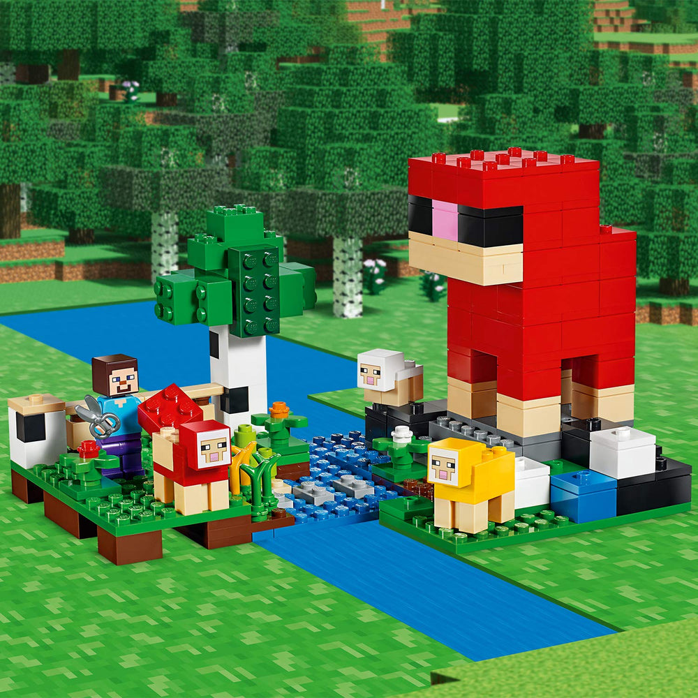 LEGO Minecraft The Wool Farm 260 pieces enable versatile building